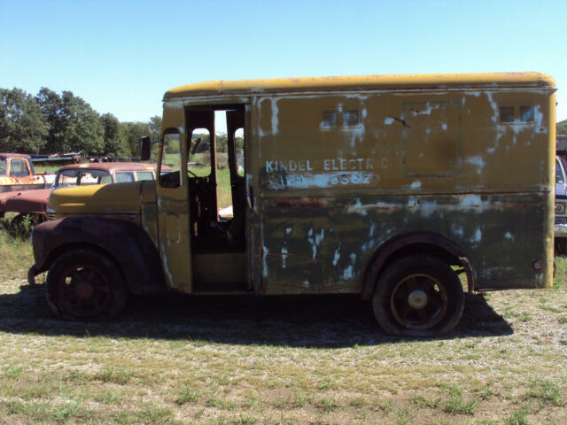 International Harvester KB5 1948 image number 28