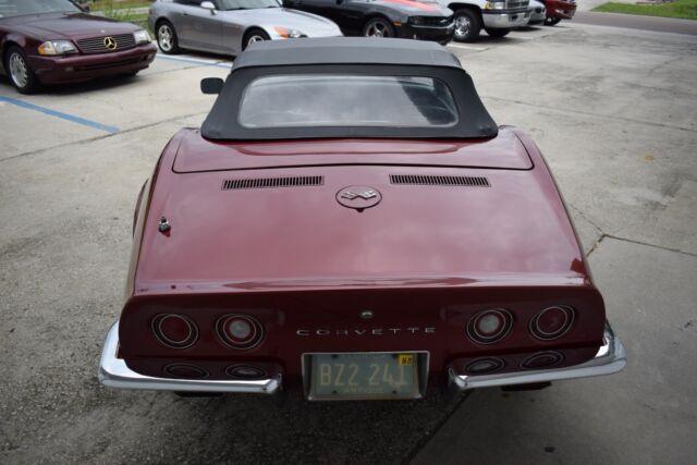 Chevrolet Corvette 1970 image number 10