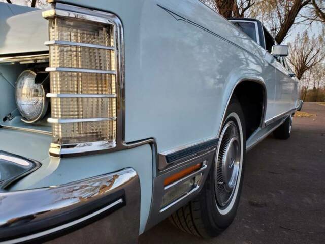 Lincoln Continental 1975 image number 13