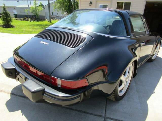 Porsche 911 1976 image number 17