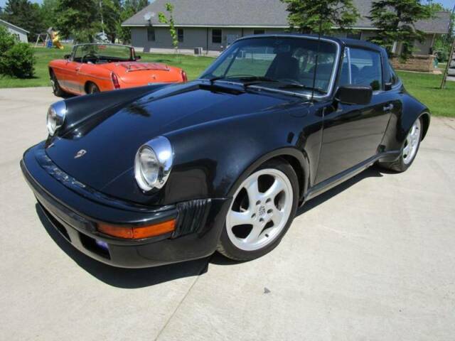 Porsche 911 1976 image number 30