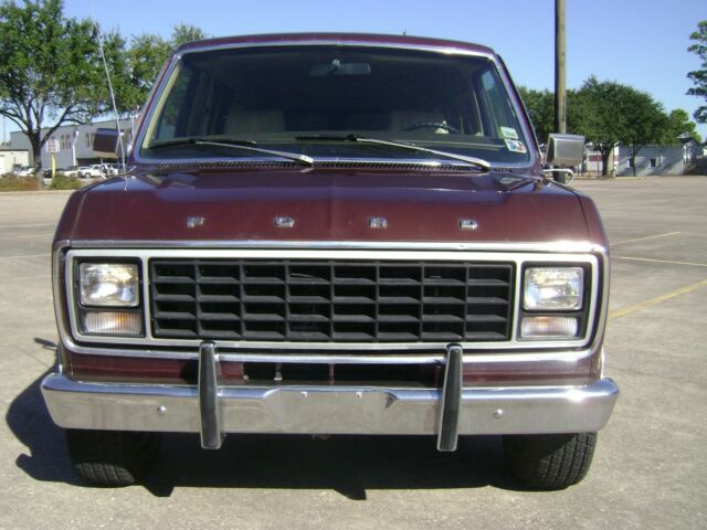 Ford E-Series Van 1979 image number 28