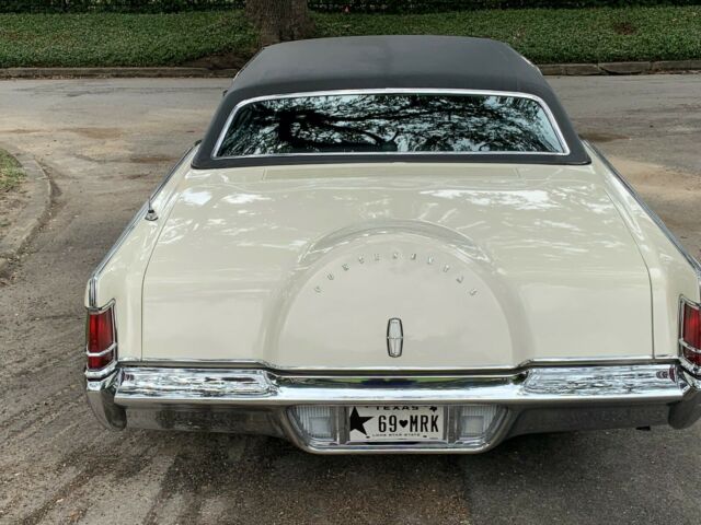 Lincoln Mark Series 1969 image number 22