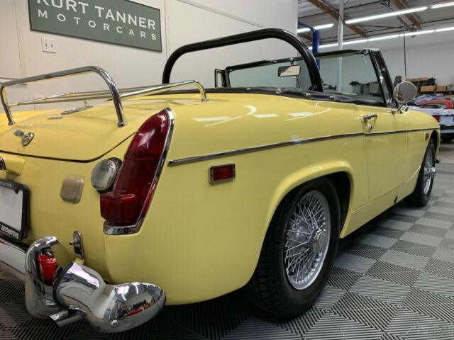 MG Midget 1969 image number 6