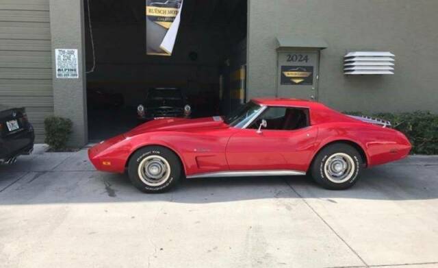 Chevrolet Corvette 1974 image number 0