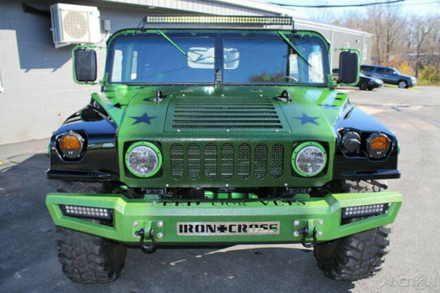 Hummer H1 1900 image number 1