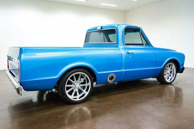 Chevrolet C-10 1967 image number 30