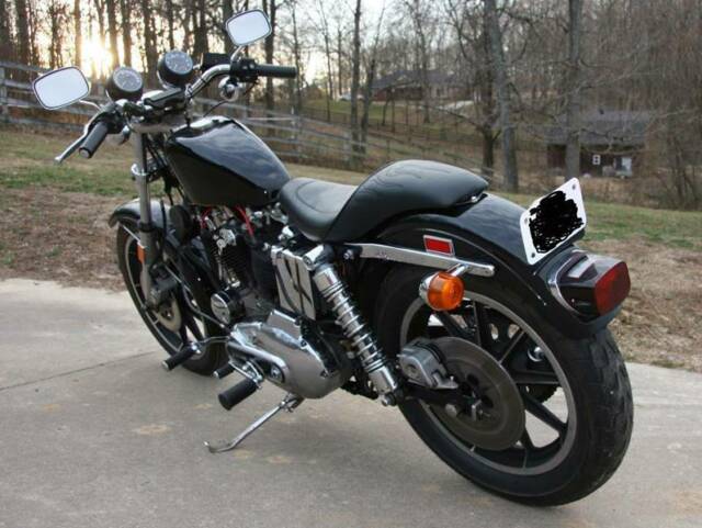 Harley Davidson Sportster XLH 1977 image number 15