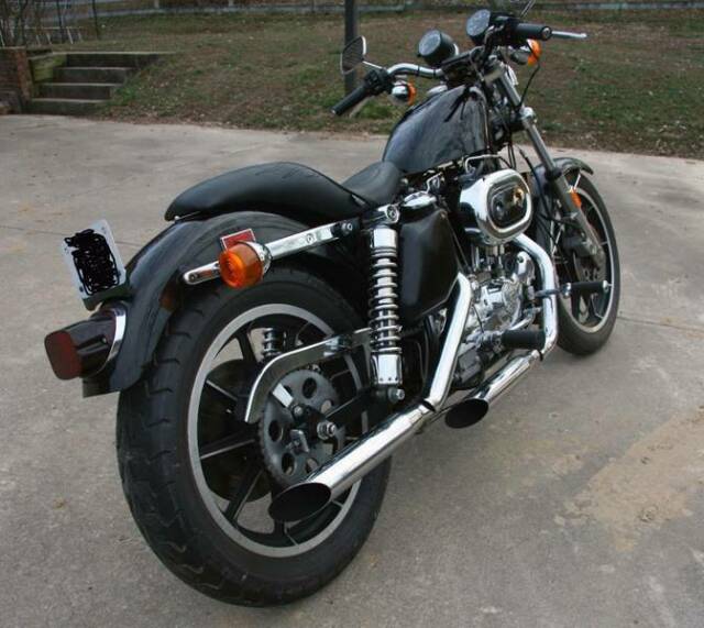 Harley Davidson Sportster XLH 1977 image number 16