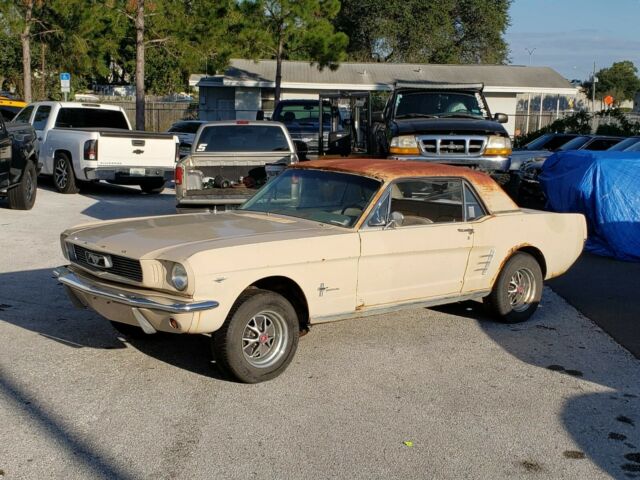 Ford Mustang 1966 image number 0