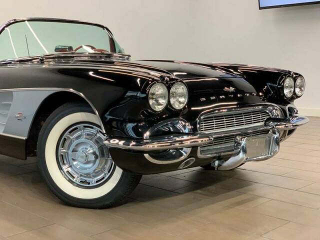 Chevrolet Corvette 1961 image number 2