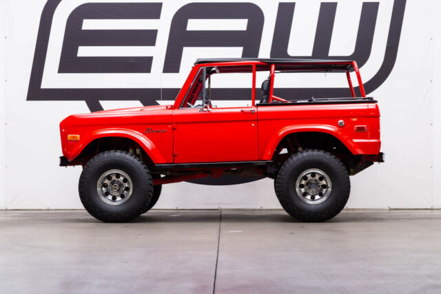 Ford Bronco 1974 image number 2