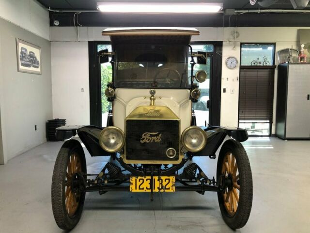 Ford Model T 1915 image number 2