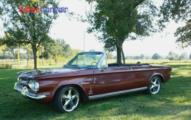 Chevrolet Corvair 1963 image number 1