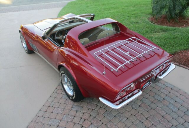 Chevrolet Corvette 1972 image number 27