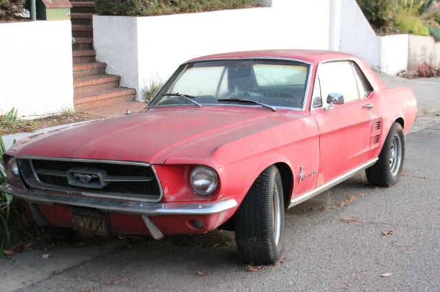 Ford Mustang 1967 image number 0