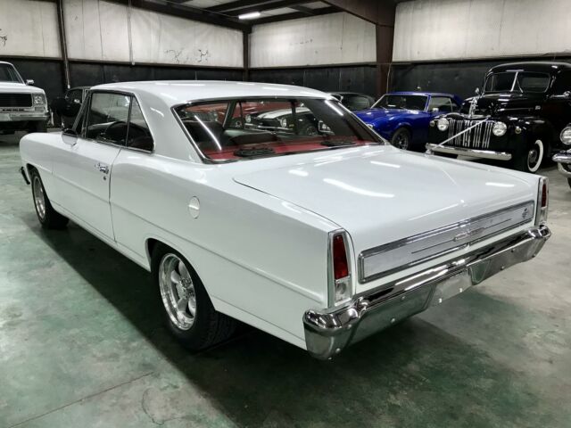 Chevrolet Nova 1966 image number 2