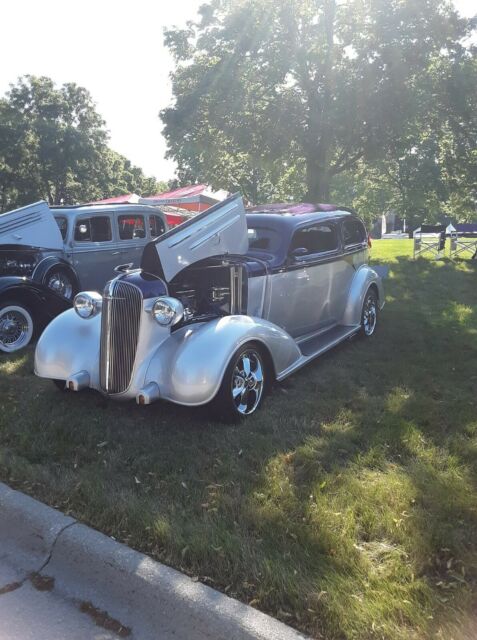 Chevrolet 2-DOOR SEDAN 1936 image number 21