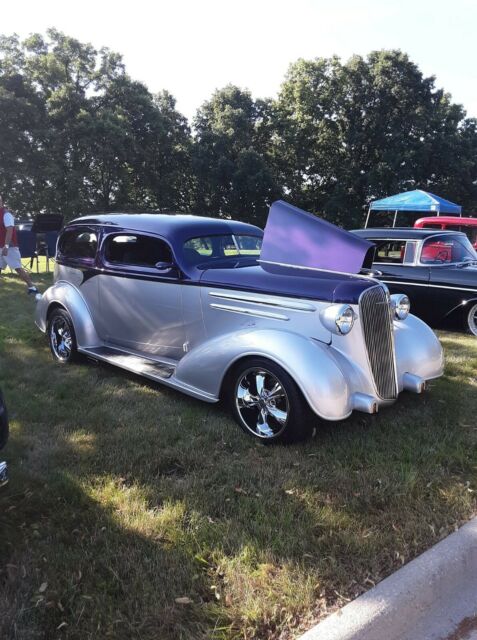 Chevrolet 2-DOOR SEDAN 1936 image number 35