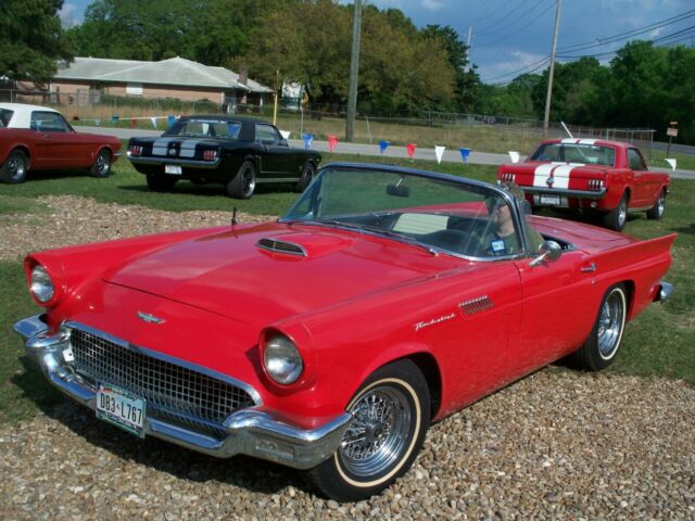 Ford Thunderbird 1957 image number 19