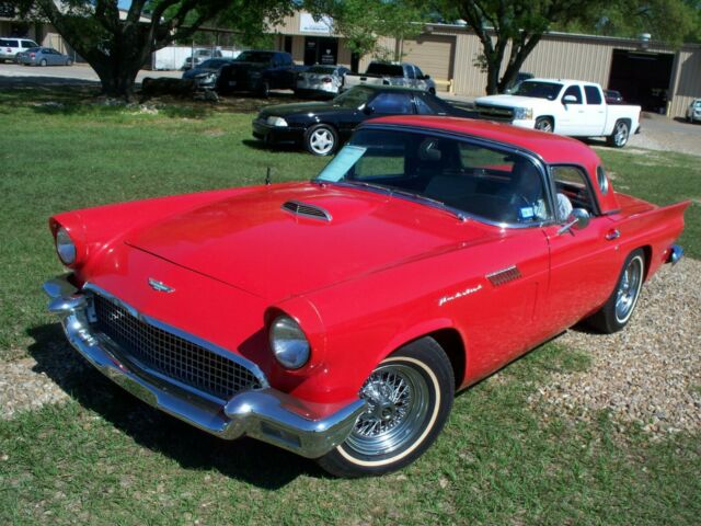 Ford Thunderbird 1957 image number 20