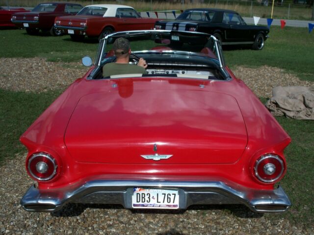 Ford Thunderbird 1957 image number 4