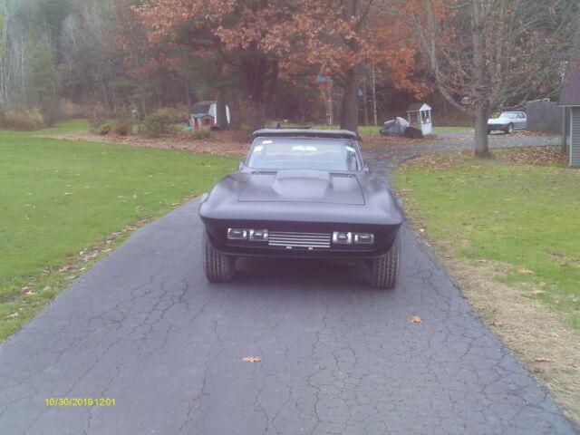 Chevrolet Corvette 1964 image number 44