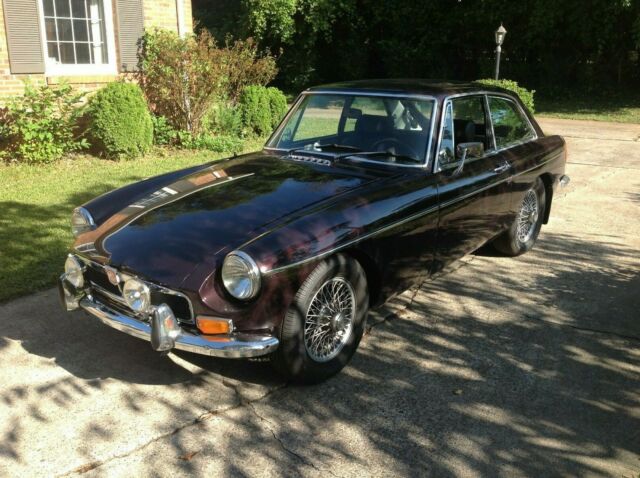 MG MGB 1972 image number 0