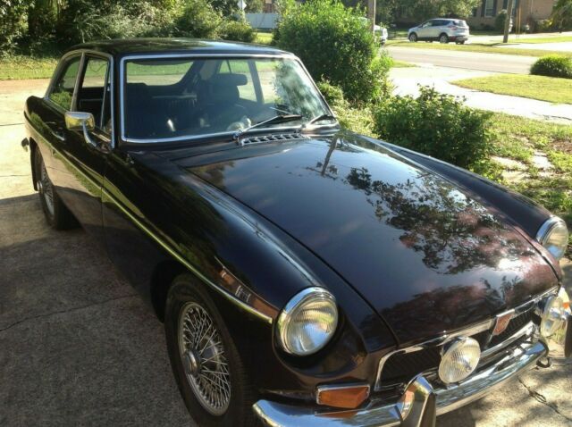 MG MGB 1972 image number 36