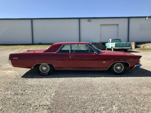 Pontiac Grand Prix 1963 image number 5