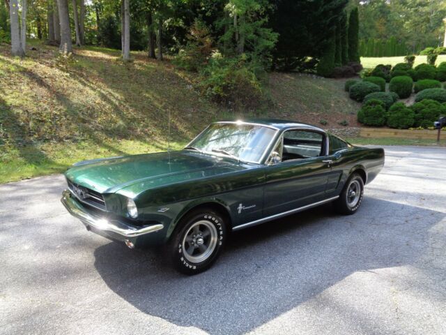 Ford Mustang 1965 image number 2