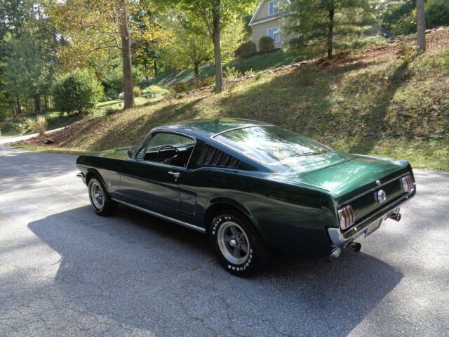 Ford Mustang 1965 image number 26