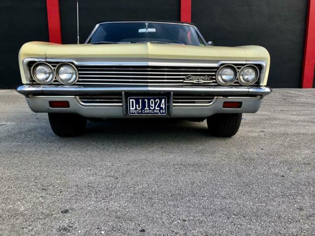 Chevrolet Impala 1966 image number 2