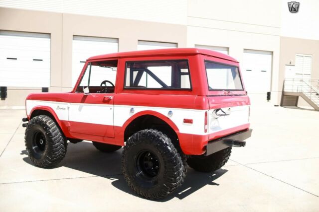 Ford Bronco 1972 image number 12