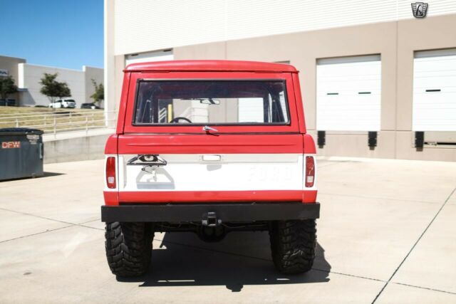 Ford Bronco 1972 image number 15