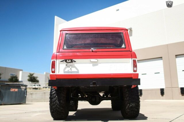 Ford Bronco 1972 image number 16