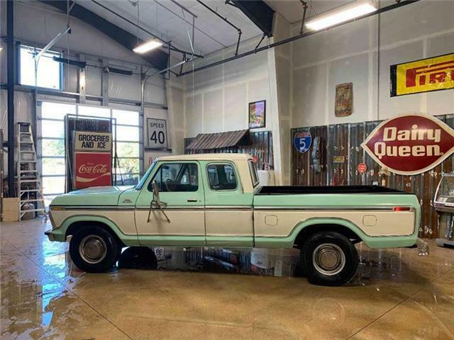 Ford F-250 1977 image number 28