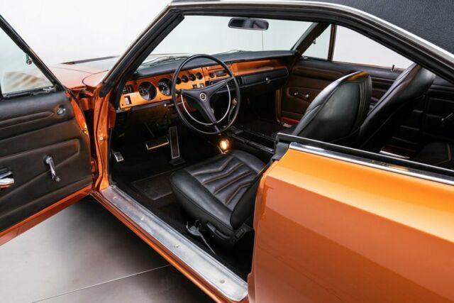 Dodge Charger 1970 image number 2