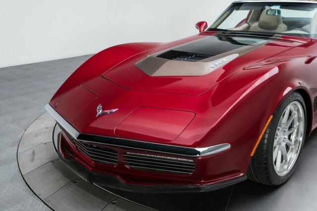 Chevrolet Corvette 1972 image number 12