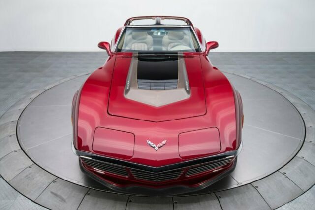 Chevrolet Corvette 1972 image number 14