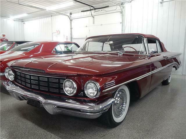 Oldsmobile Ninety-Eight 1960 image number 0