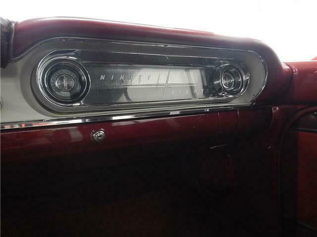 Oldsmobile Ninety-Eight 1960 image number 46