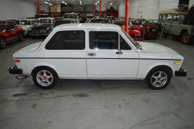 Fiat 128 1977 image number 12