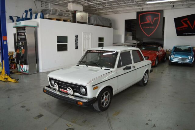 Fiat 128 1977 image number 2