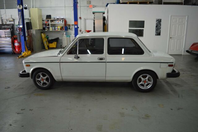 Fiat 128 1977 image number 28