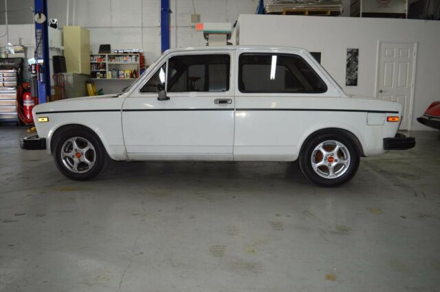 Fiat 128 1977 image number 29