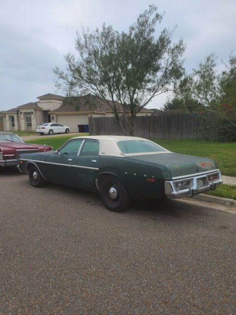 Dodge Coronet 1975 image number 1