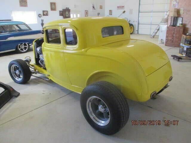 Ford Coupe 1932 image number 1