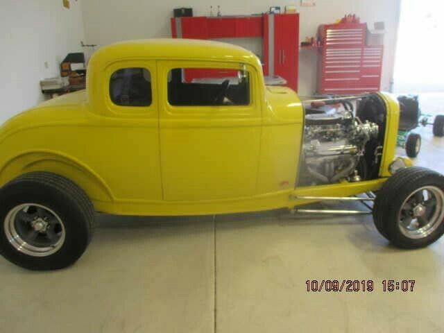 Ford Coupe 1932 image number 12