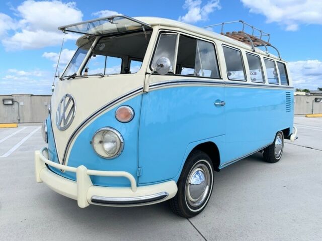 Volkswagen Bus/Vanagon 1965 image number 25